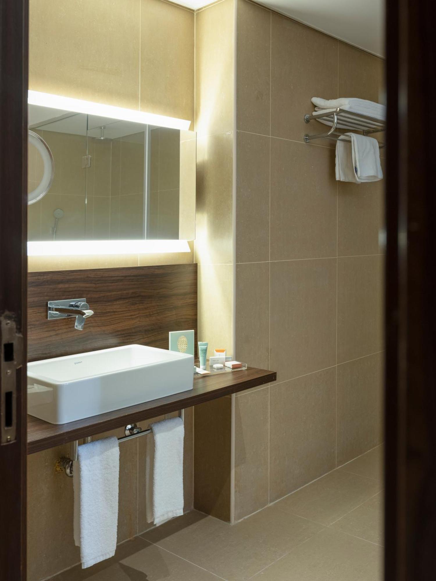 Retaj Inn Al Wakrah Habitación foto